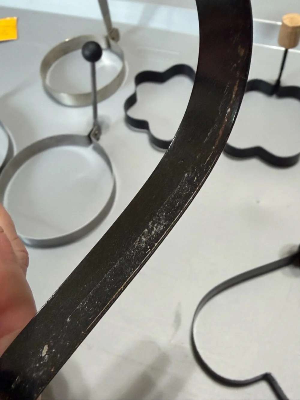Black Nonstick Pancake and Egg‎ Ring Set with Wooden Handles lot of 7